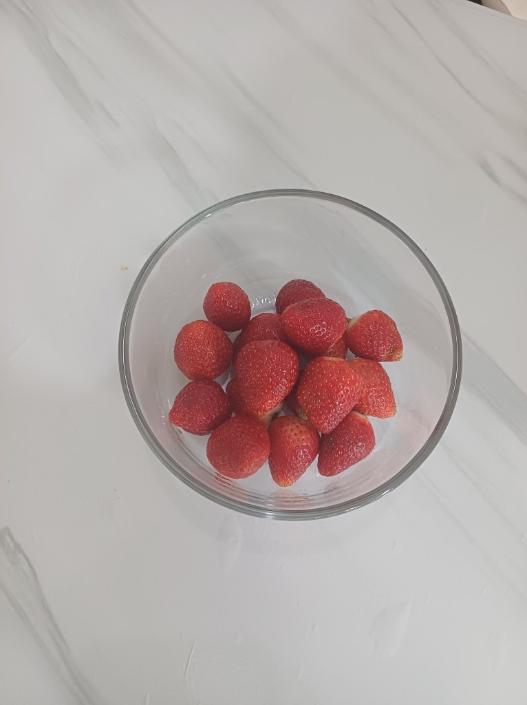 Stroberi: Buah Semu Cantik Yang Popular Untuk&nbsp;Dessert